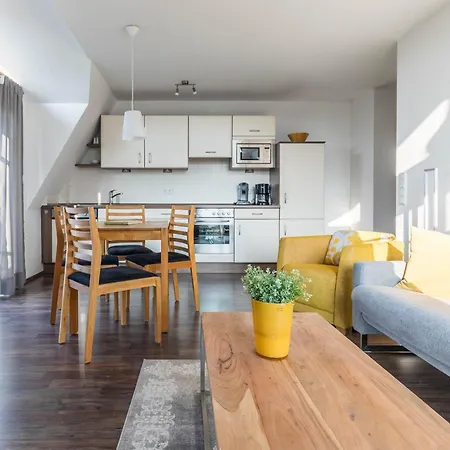 Апартаменты Haus Undine 11 *